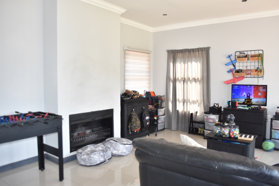 5 Bedroom Property for Sale in Boschkop A H Gauteng