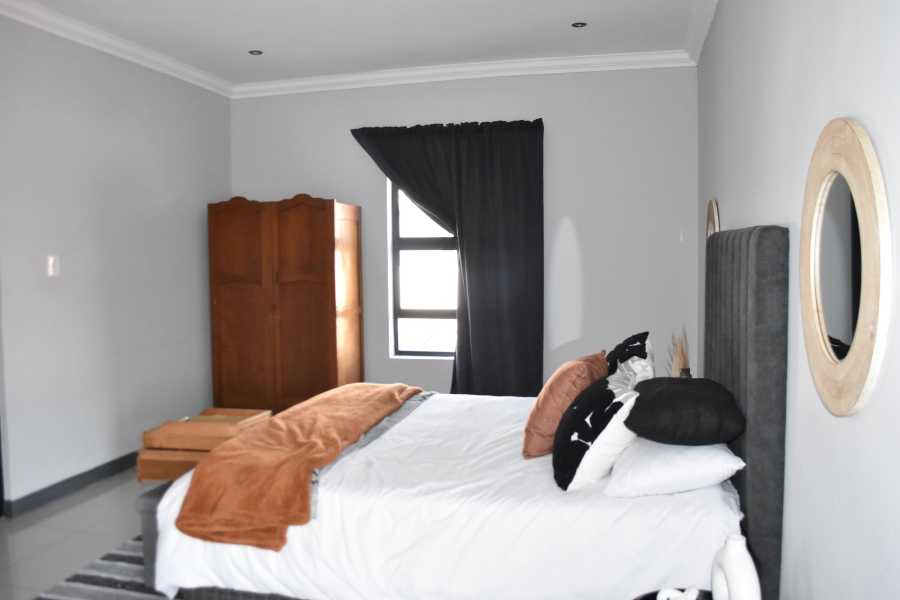 5 Bedroom Property for Sale in Boschkop A H Gauteng