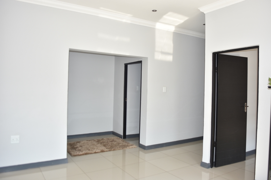 5 Bedroom Property for Sale in Boschkop A H Gauteng