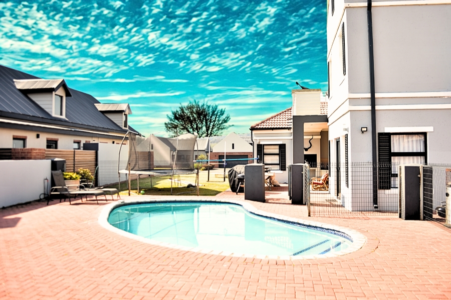 5 Bedroom Property for Sale in Boschkop A H Gauteng