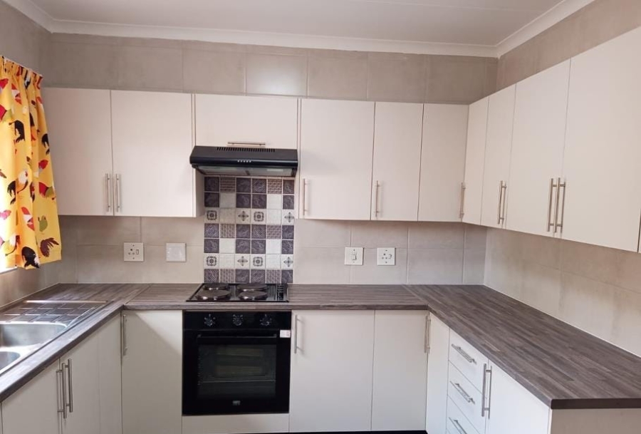 1 Bedroom Property for Sale in Wilro Park Gauteng