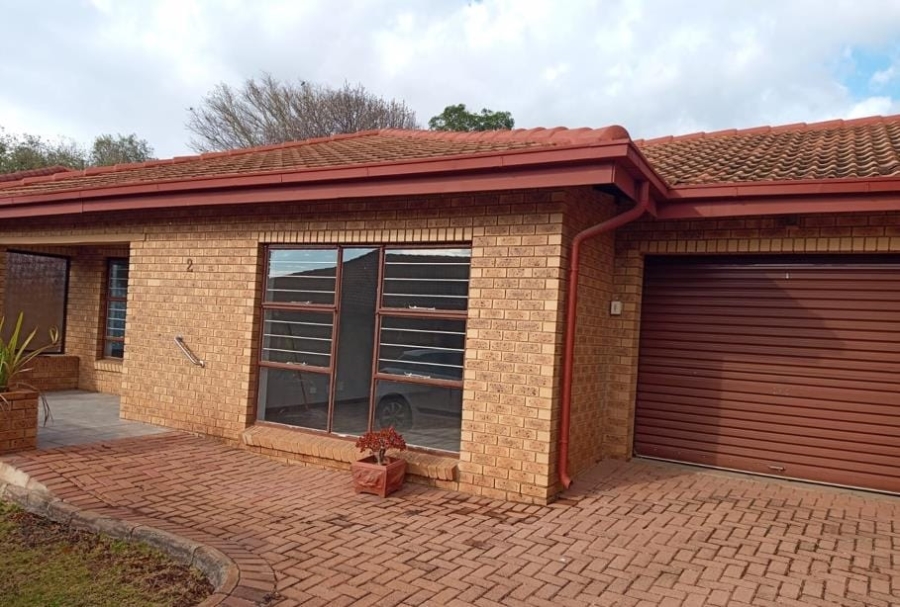 1 Bedroom Property for Sale in Wilro Park Gauteng