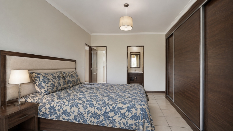 3 Bedroom Property for Sale in Oakdene Gauteng