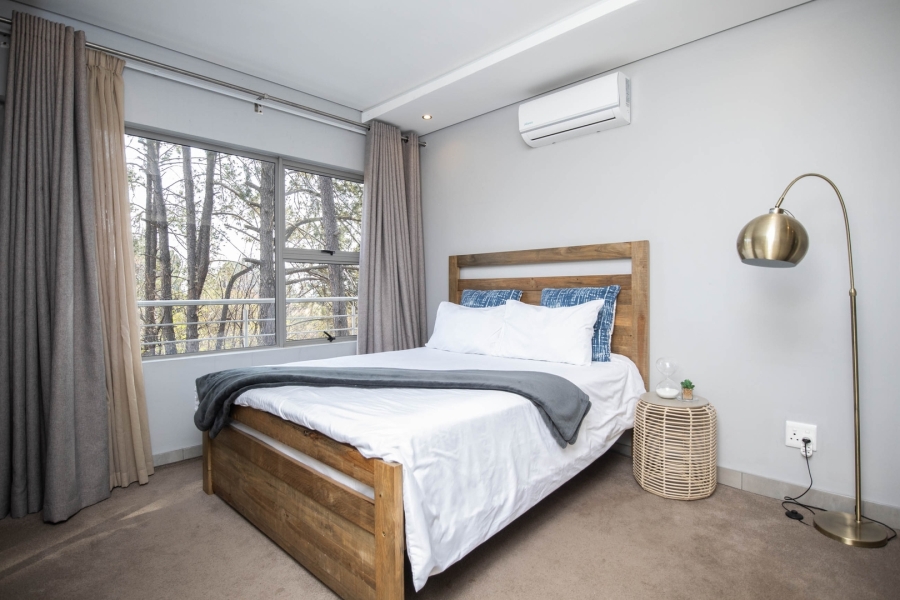To Let 2 Bedroom Property for Rent in Broadacres Gauteng