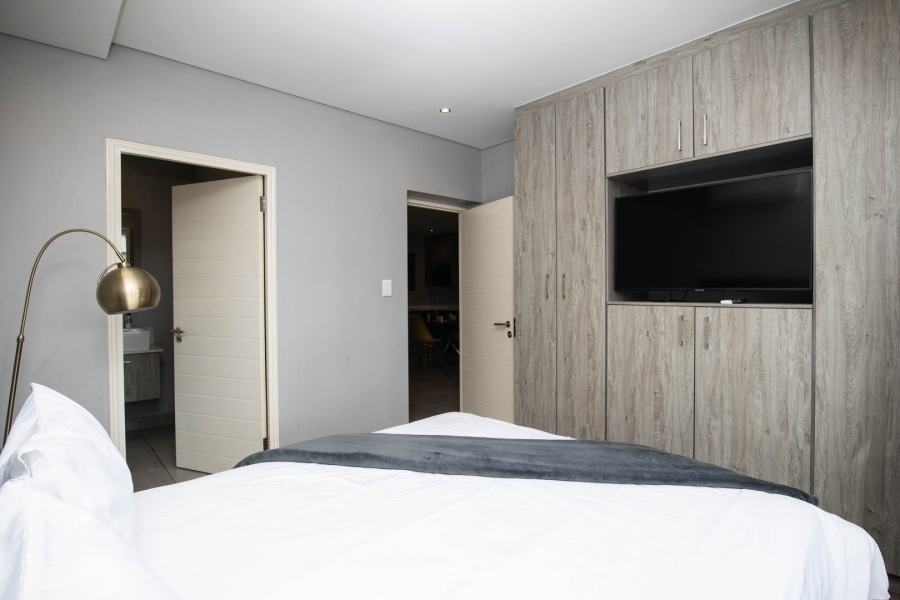 To Let 2 Bedroom Property for Rent in Broadacres Gauteng
