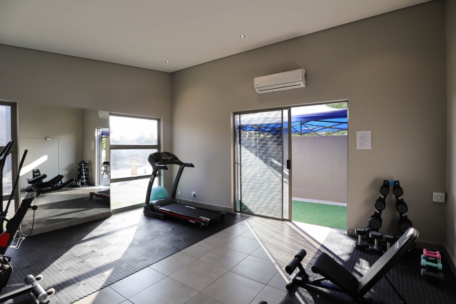 To Let 2 Bedroom Property for Rent in Broadacres Gauteng