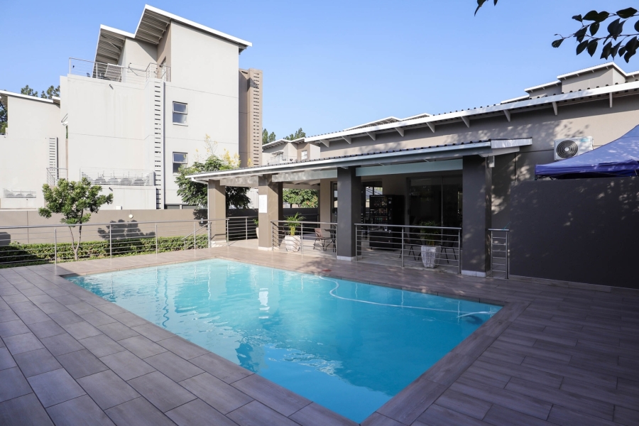 To Let 2 Bedroom Property for Rent in Broadacres Gauteng