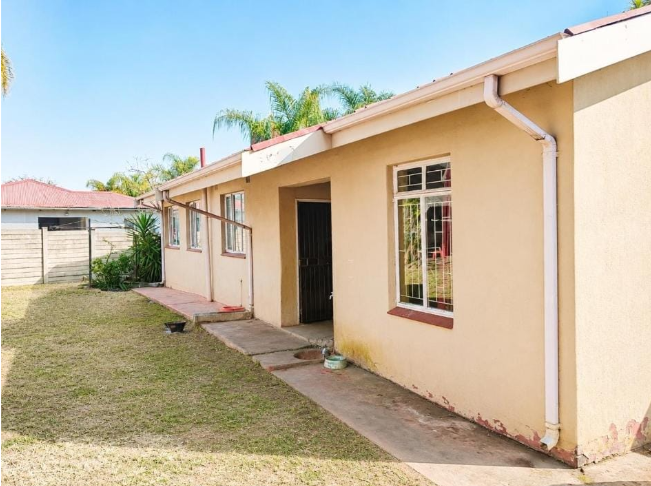 3 Bedroom Property for Sale in Kwaggasrand Gauteng