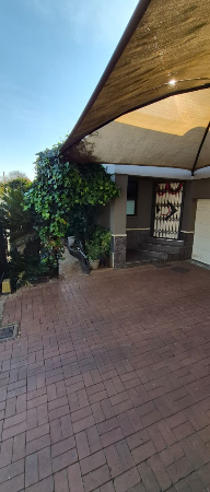 4 Bedroom Property for Sale in Laudium Gauteng