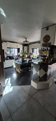 4 Bedroom Property for Sale in Laudium Gauteng