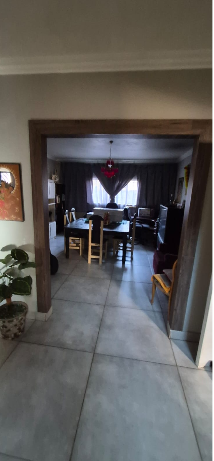 4 Bedroom Property for Sale in Laudium Gauteng