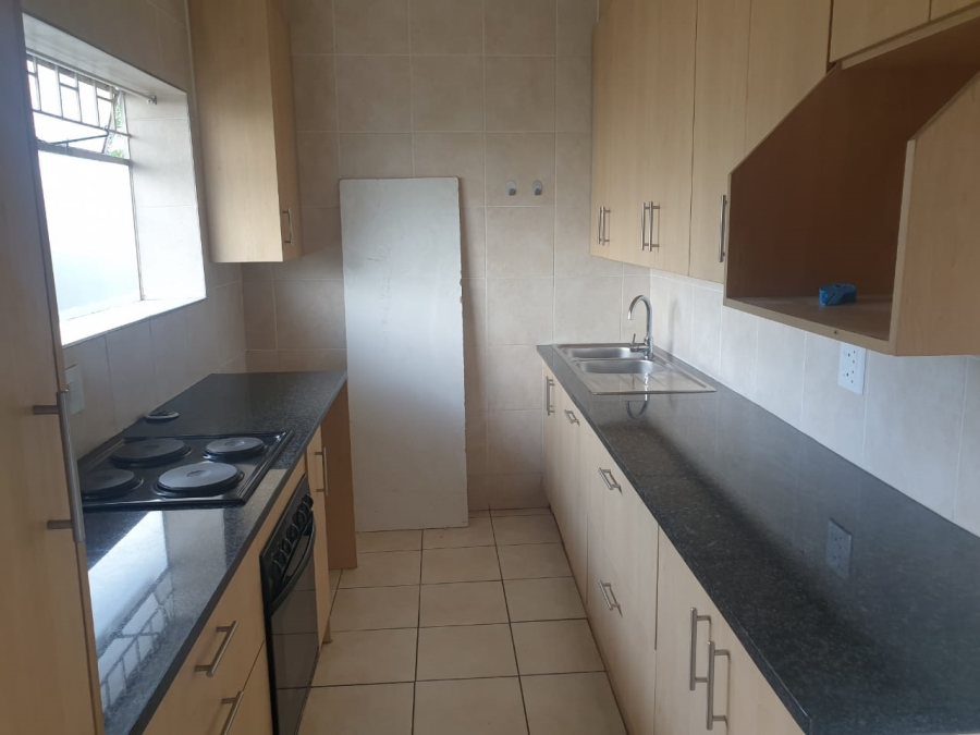 2 Bedroom Property for Sale in Orchards Gauteng
