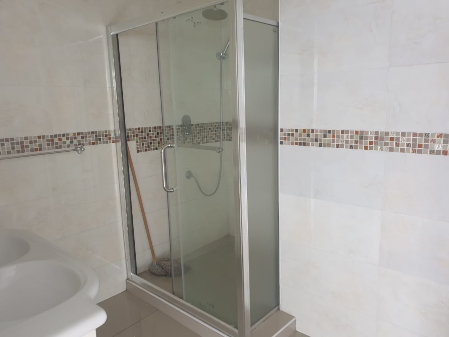 2 Bedroom Property for Sale in Orchards Gauteng