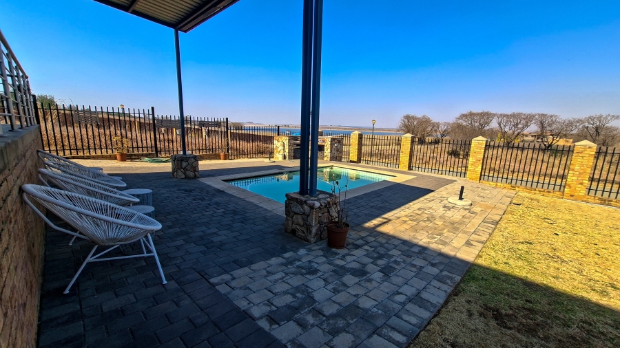4 Bedroom Property for Sale in Summer Place Estate Gauteng