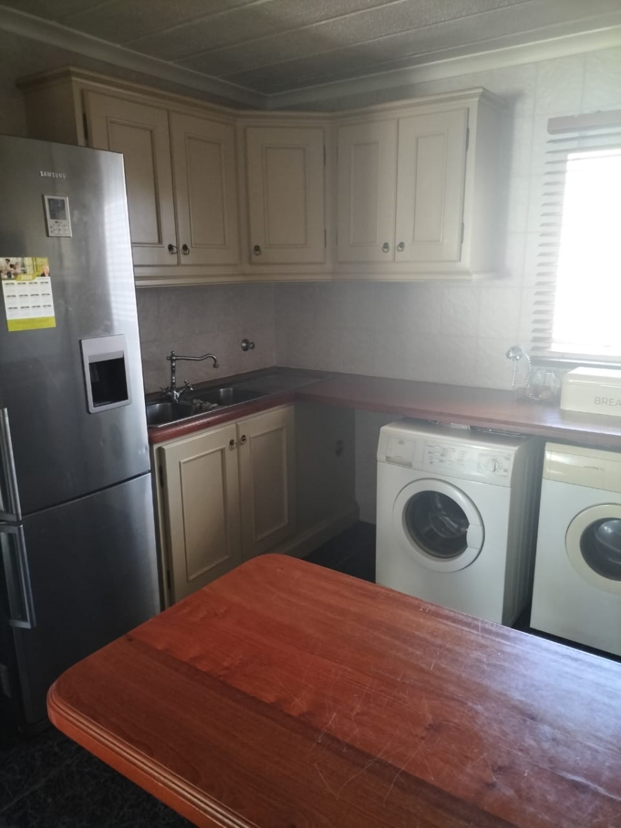 To Let 3 Bedroom Property for Rent in Isandovale Gauteng