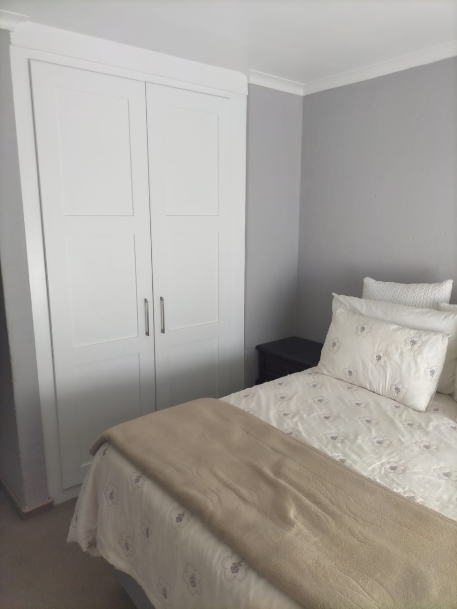 To Let 3 Bedroom Property for Rent in Isandovale Gauteng