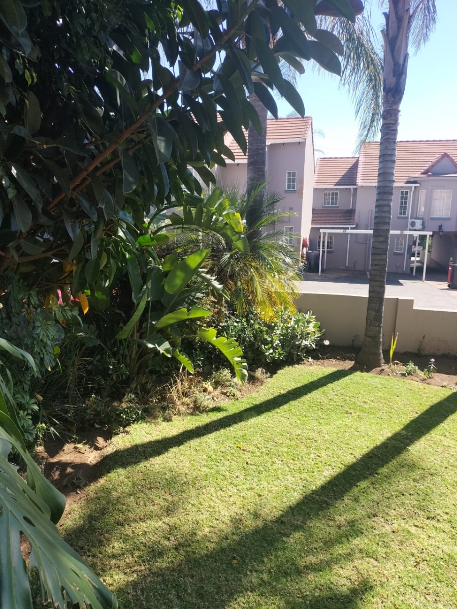 To Let 3 Bedroom Property for Rent in Isandovale Gauteng