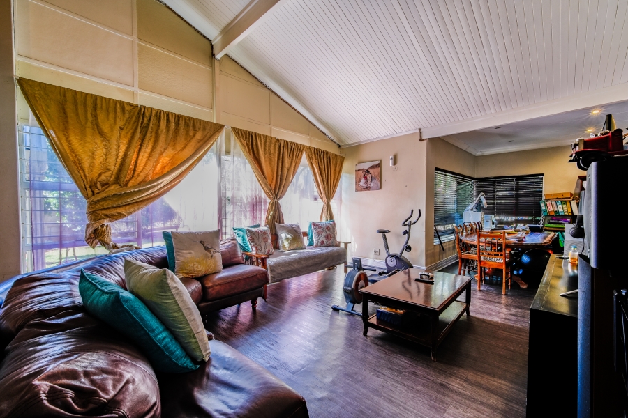 4 Bedroom Property for Sale in Meyerspark Gauteng