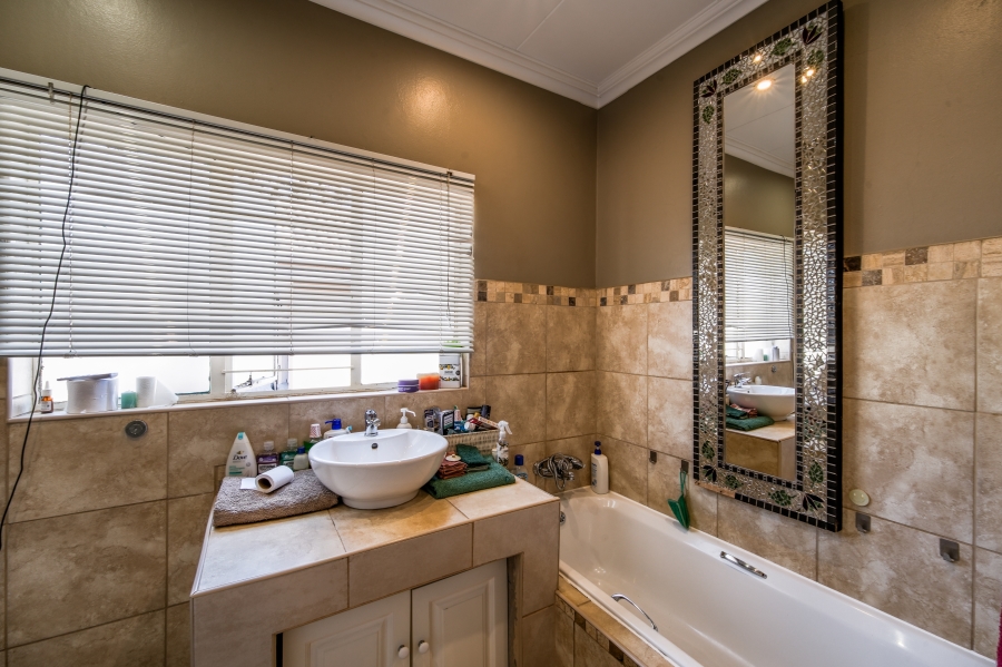 4 Bedroom Property for Sale in Meyerspark Gauteng