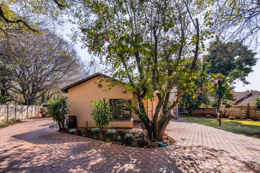 4 Bedroom Property for Sale in Meyerspark Gauteng