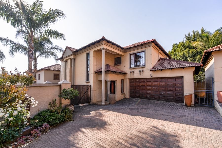 3 Bedroom Property for Sale in The Wilds Gauteng