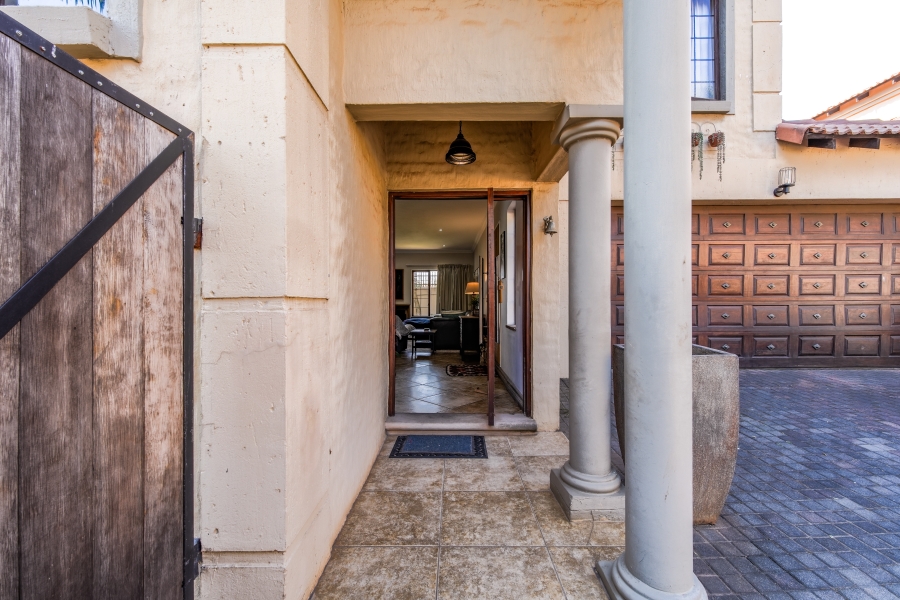3 Bedroom Property for Sale in The Wilds Gauteng