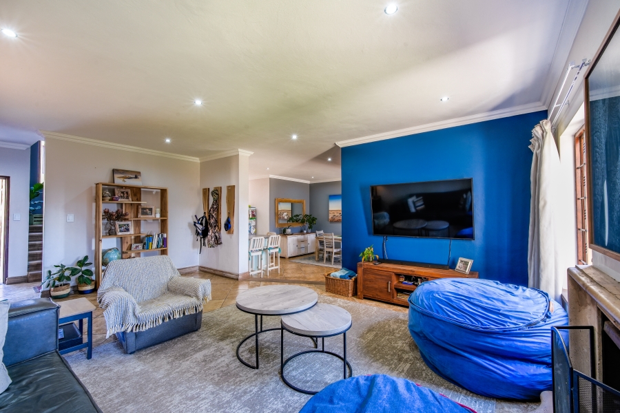 3 Bedroom Property for Sale in The Wilds Gauteng