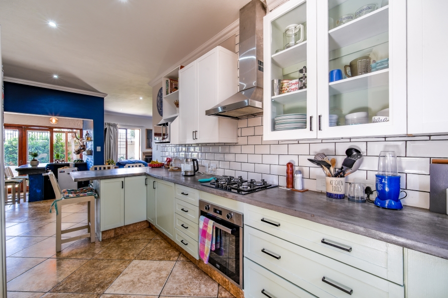 3 Bedroom Property for Sale in The Wilds Gauteng