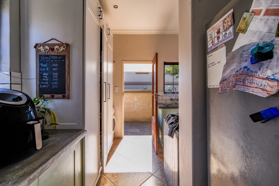 3 Bedroom Property for Sale in The Wilds Gauteng