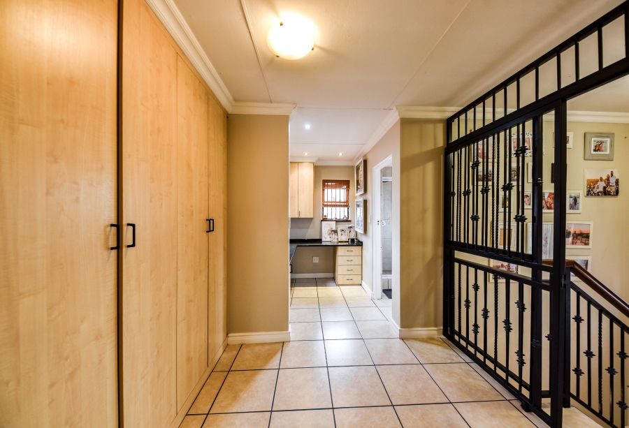 3 Bedroom Property for Sale in Moreleta Park Gauteng