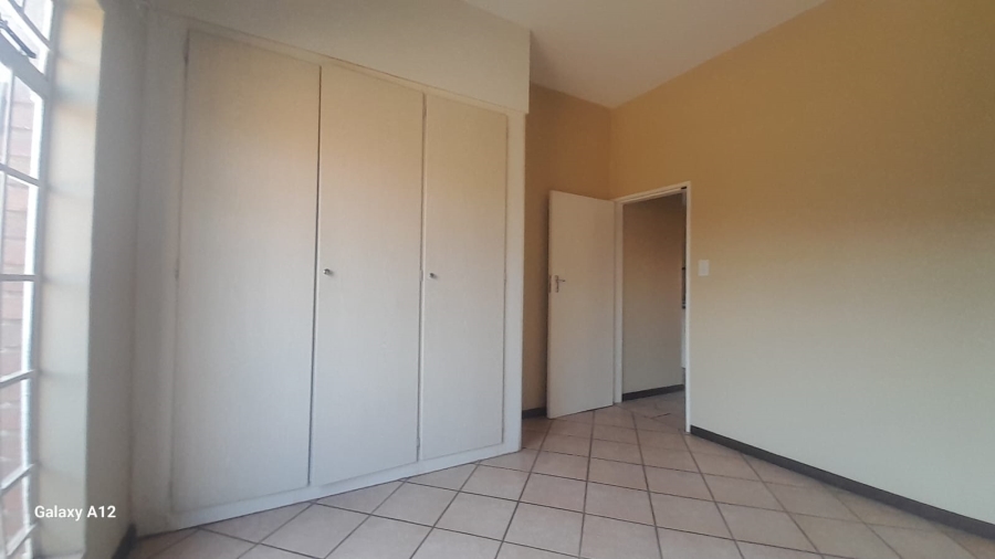 To Let 2 Bedroom Property for Rent in Mooikloof Ridge Gauteng