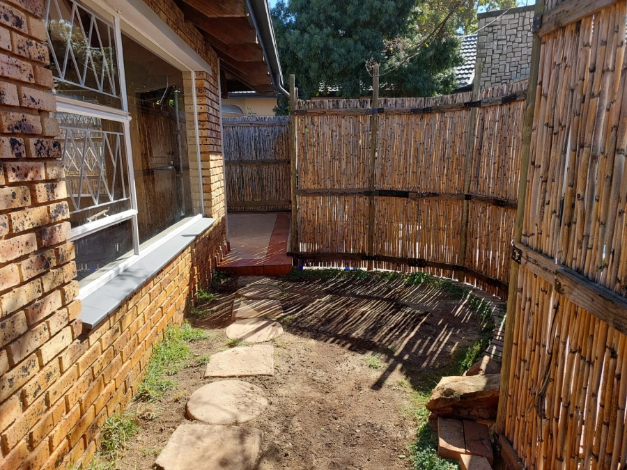 To Let 1 Bedroom Property for Rent in Noordheuwel Gauteng