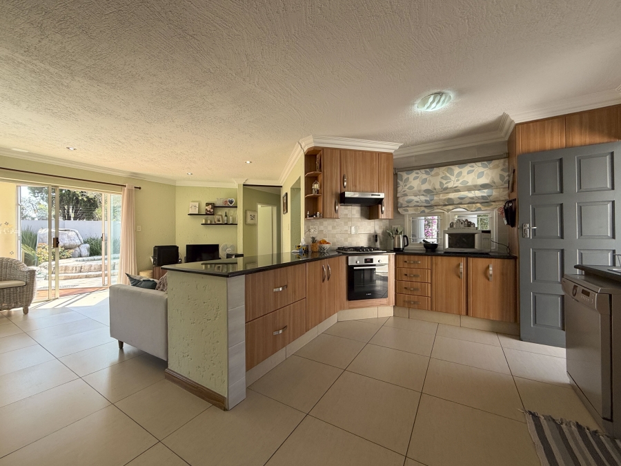 3 Bedroom Property for Sale in Beyers Park Gauteng