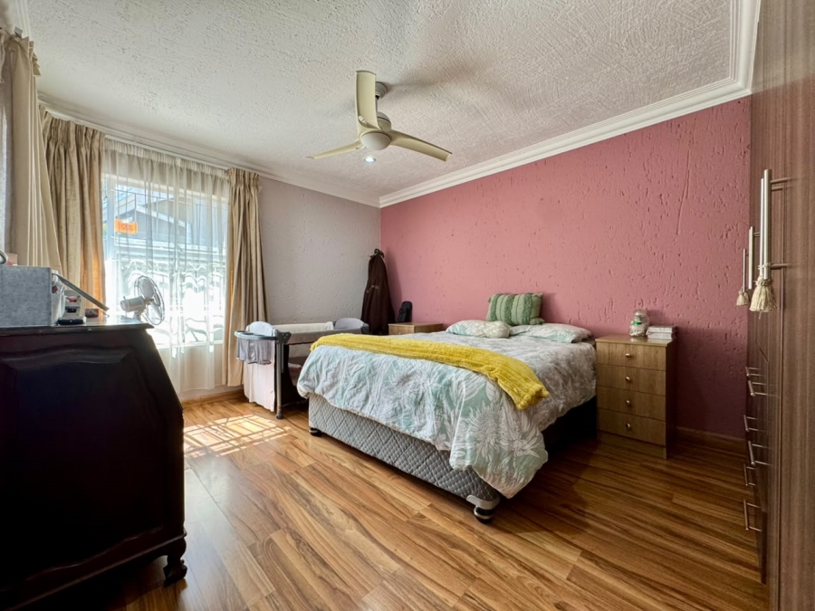 3 Bedroom Property for Sale in Beyers Park Gauteng