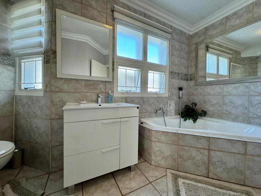 3 Bedroom Property for Sale in Beyers Park Gauteng