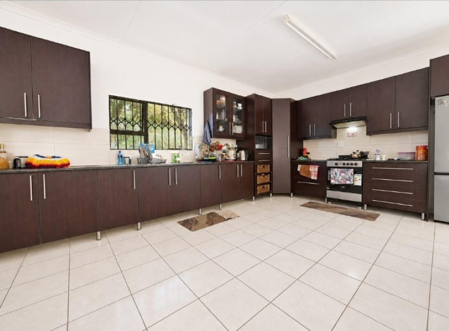 4 Bedroom Property for Sale in Brackenhurst Gauteng