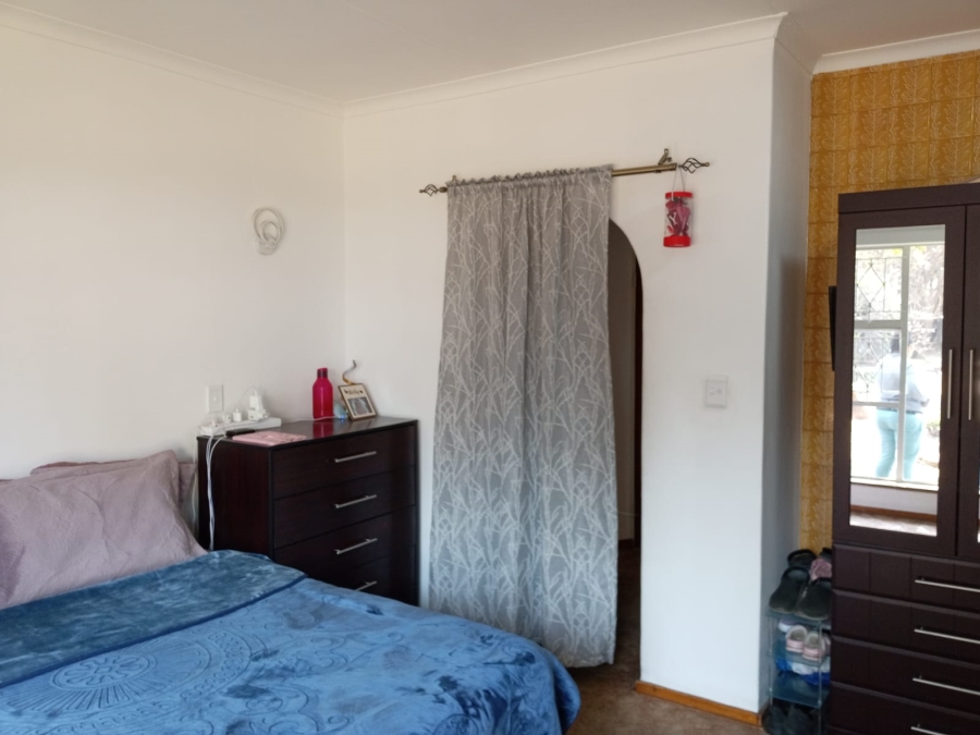 4 Bedroom Property for Sale in Brackenhurst Gauteng