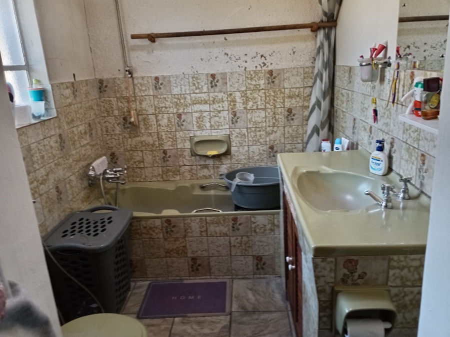 4 Bedroom Property for Sale in Brackenhurst Gauteng