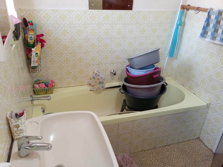 4 Bedroom Property for Sale in Brackenhurst Gauteng