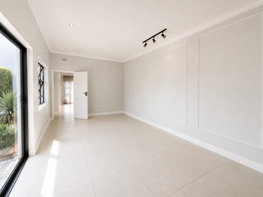 To Let 3 Bedroom Property for Rent in Morningside Gauteng