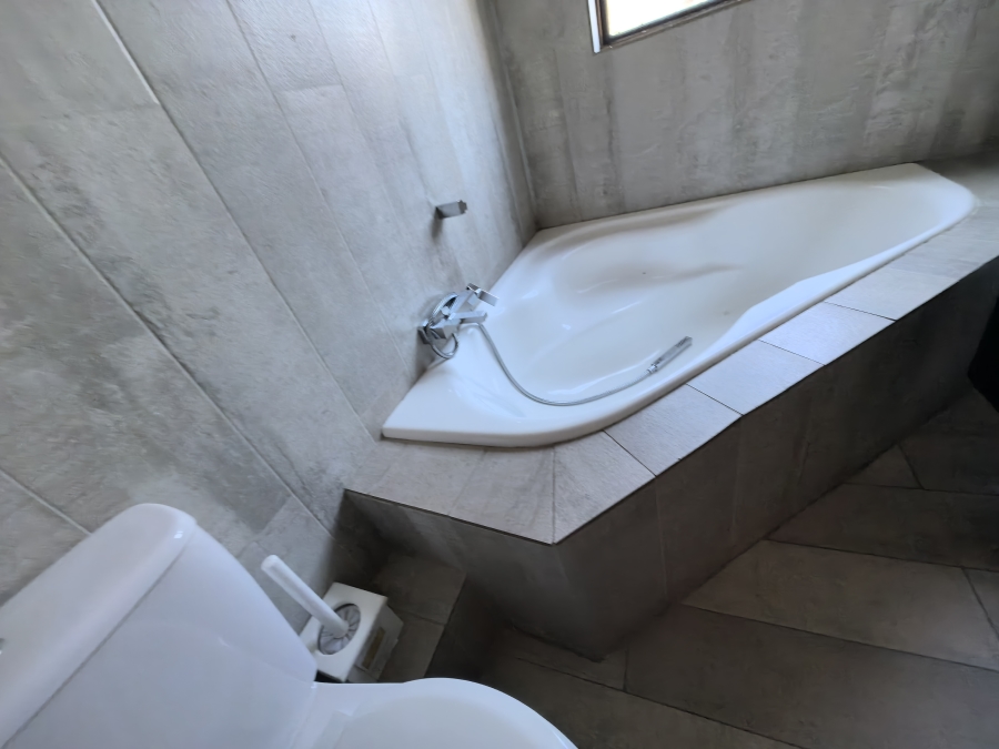 3 Bedroom Property for Sale in Sharonlea Gauteng