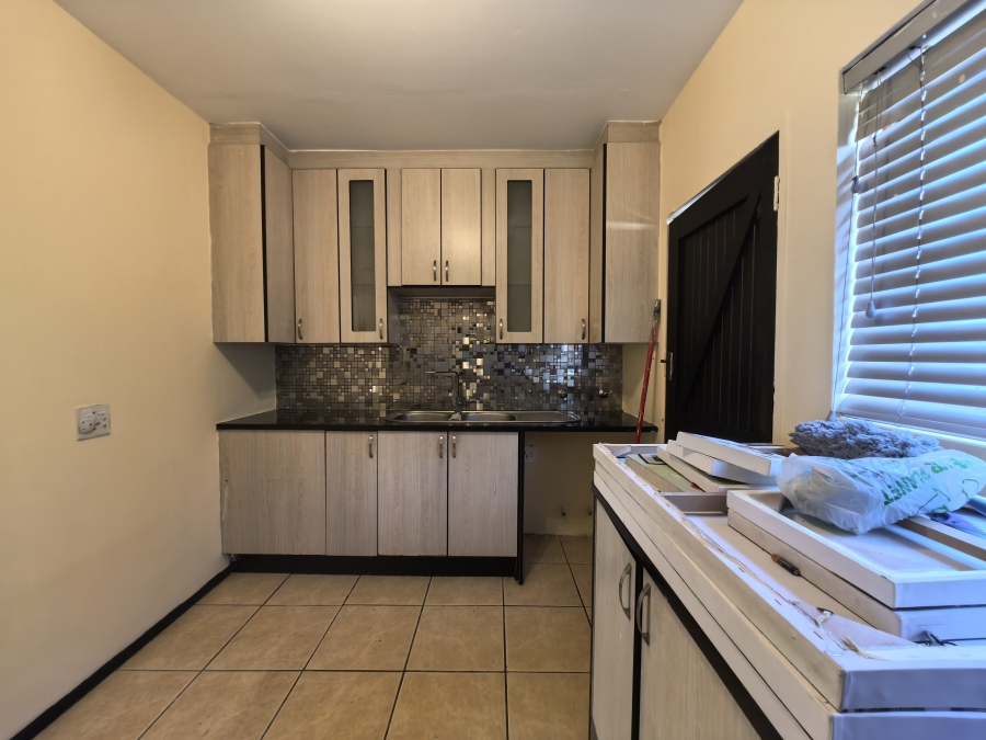 3 Bedroom Property for Sale in Sharonlea Gauteng