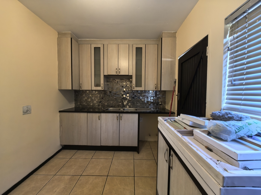 3 Bedroom Property for Sale in Sharonlea Gauteng
