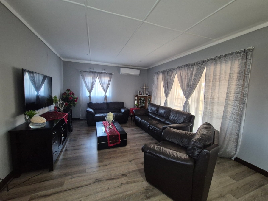 3 Bedroom Property for Sale in Vanderbijlpark SE 1 Gauteng