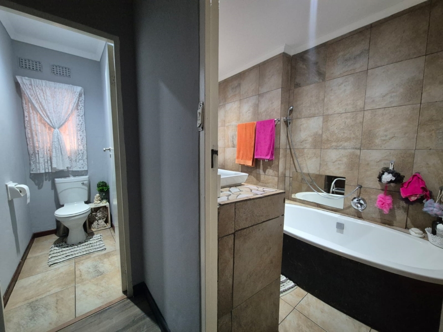 3 Bedroom Property for Sale in Vanderbijlpark SE 1 Gauteng