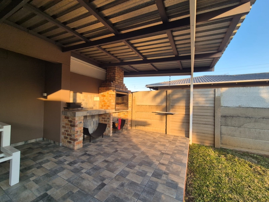 3 Bedroom Property for Sale in Vanderbijlpark SE 1 Gauteng