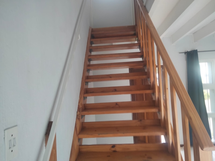 3 Bedroom Property for Sale in Bromhof Gauteng