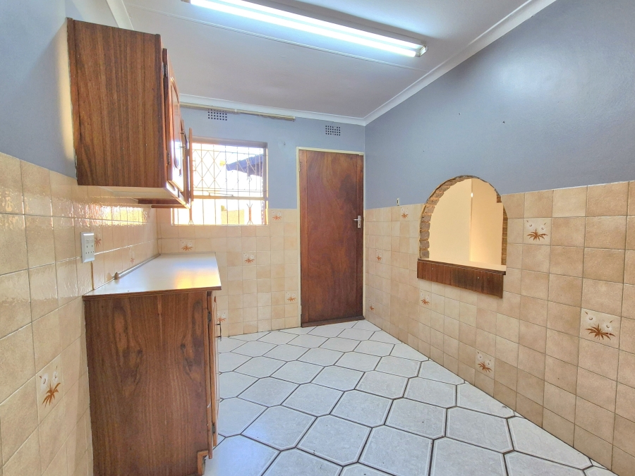 To Let 2 Bedroom Property for Rent in Dalpark Gauteng