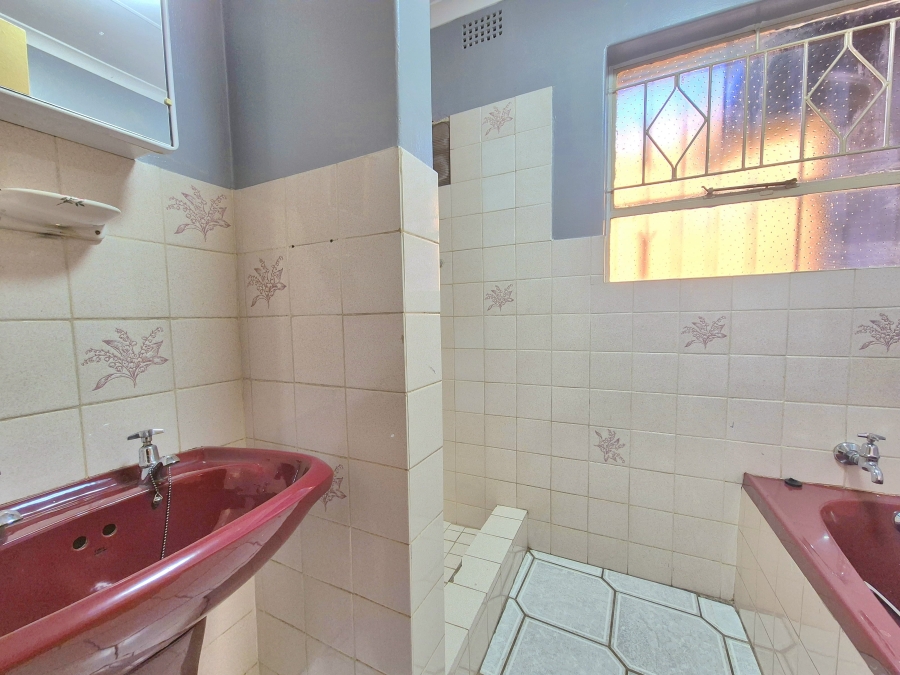 To Let 2 Bedroom Property for Rent in Dalpark Gauteng