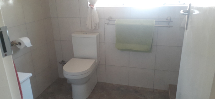 3 Bedroom Property for Sale in Waterval Estate Gauteng